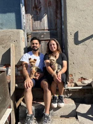 Sitter Profile Image: Priscilla & Miguel 