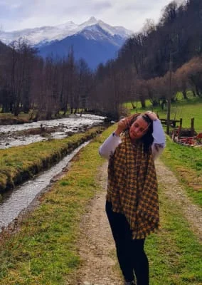 Sitter Profile Image: Warda 
