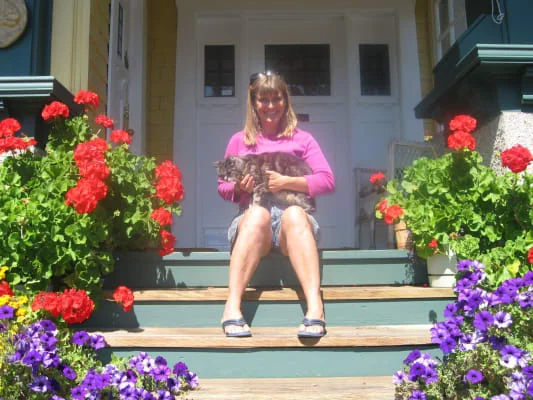 Sitter Profile Image: Bibi J E 