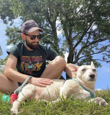 Sitter Profile Image: Jesse & Dakota 