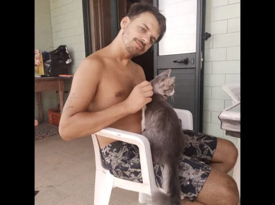 Sitter Profile Image: Pablo Nicolas 