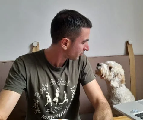 Sitter Profile Image: Karyo & Colin 