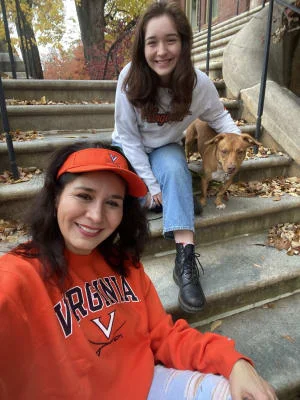 Sitter Profile Image: Jessica & Elizabeth 
