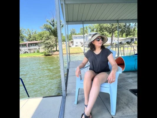 Sitter Profile Image: Simi 
