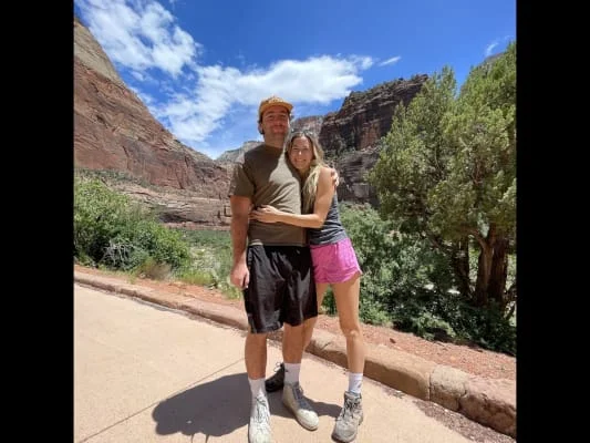 Sitter Profile Image: Olivia & Brodin 