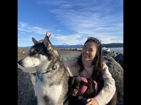 Sitter Profile Image: Victor & Rose 