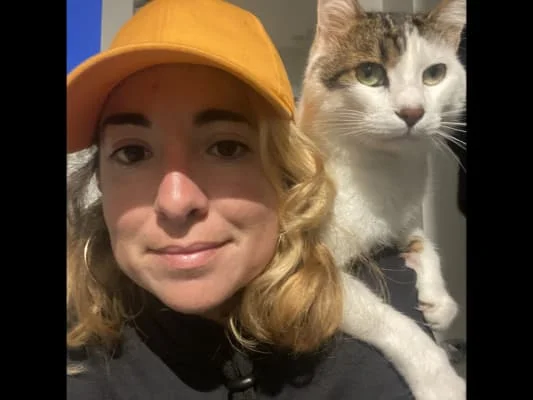 Sitter Profile Image: Macarena 