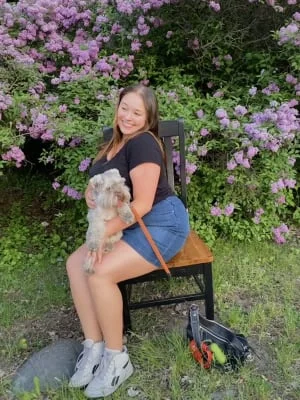 Sitter Profile Image: Cecilia 