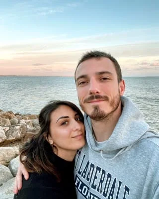 Sitter Profile Image: Marina & Raphael 