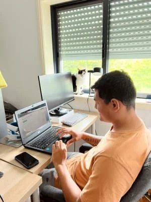 Sitter Profile Image: jose eduardo 