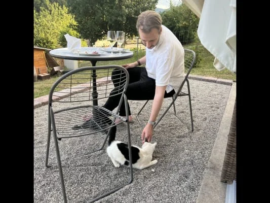 Sitter Profile Image: Raoul Philippe & Shima 