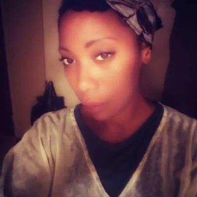 Sitter Profile Image: Loronda Halimah 