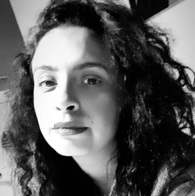 Sitter Profile Image: Warda 