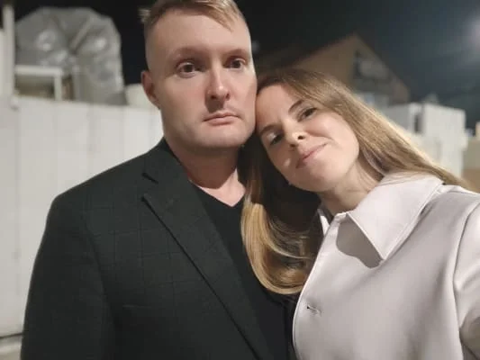 Sitter Profile Image: Pavel & Nadezhda 