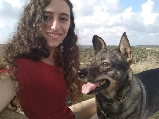 Sitter Profile Image: Talya & Arava 