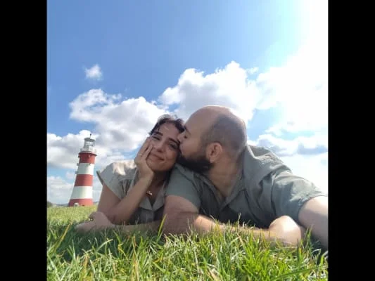 Sitter Profile Image: Dania & Roudy 