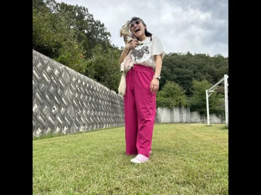 Sitter Profile Image: Ayumi 