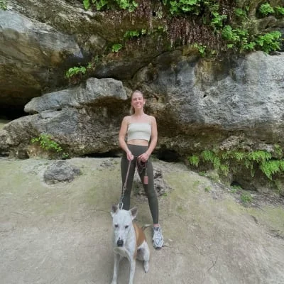 Sitter Profile Image: Marykathryn & Mikhale Johnson 