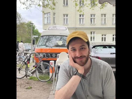 Sitter Profile Image: Burak 