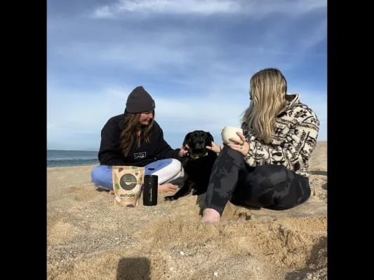 Sitter Profile Image: Hanna & Larnia 