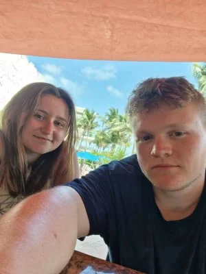 Sitter Profile Image: Ellie & Max 