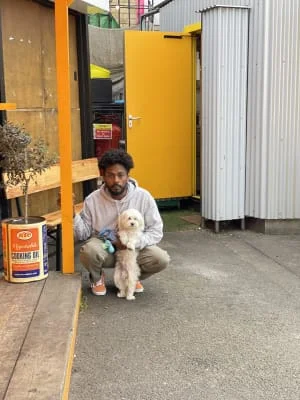 Sitter Profile Image: Dorothee & Sennai 