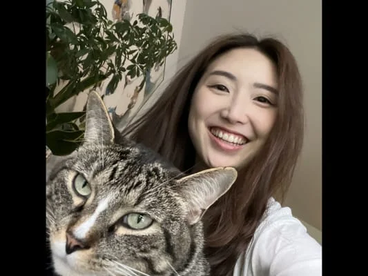 Sitter Profile Image: Kyung In 