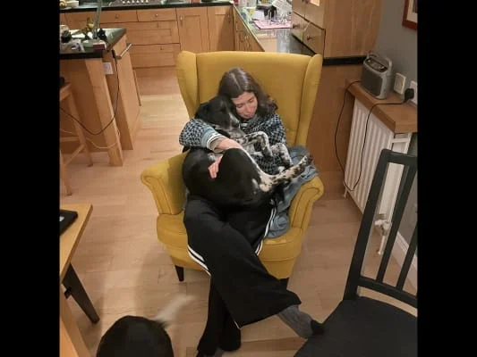 Sitter Profile Image: Daranee & Morwenna 