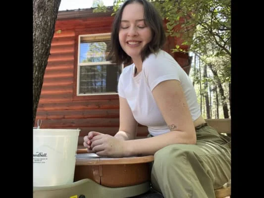 Sitter Profile Image: Kate 