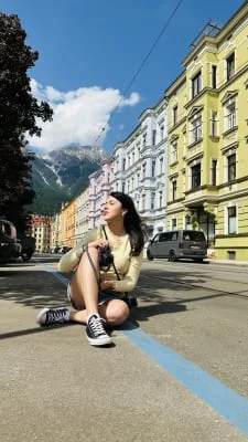Sitter Profile Image: Marta 