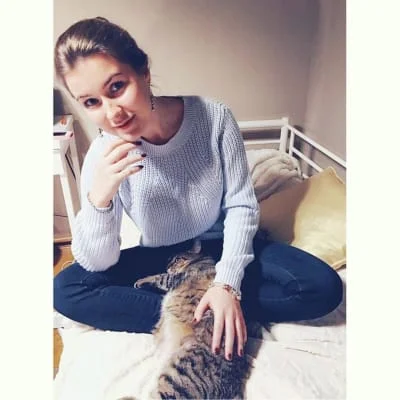 Sitter Profile Image: Polina 