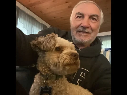 Sitter Profile Image: Douglas & Douglas 