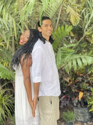 Sitter Profile Image: Vayola & Jd 