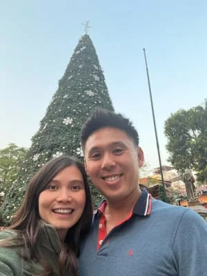 Sitter Profile Image: Quynh Anh & Peter 