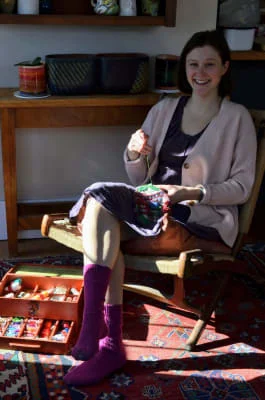 Sitter Profile Image: Thea 