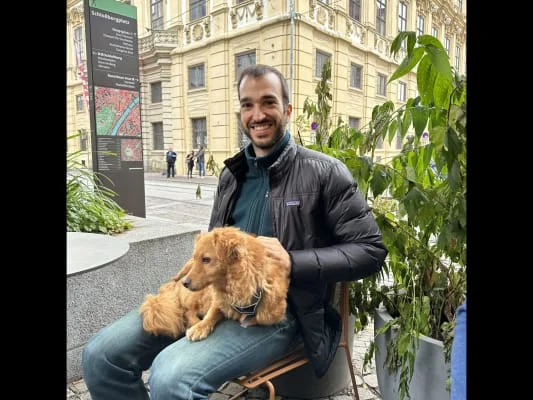Sitter Profile Image: Javier 