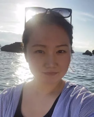 Sitter Profile Image: Jeong 