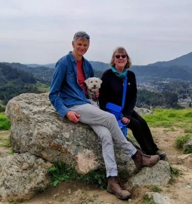 Sitter Profile Image: Robin & Julie 