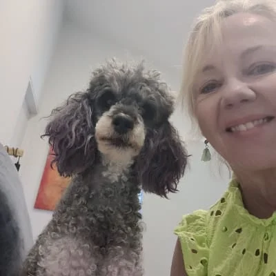 Sitter Profile Image: Glenys 