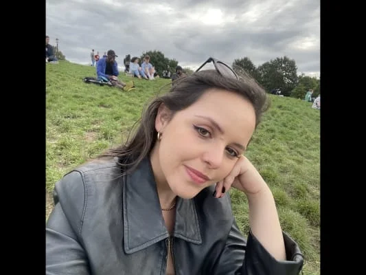 Sitter Profile Image: Yana 