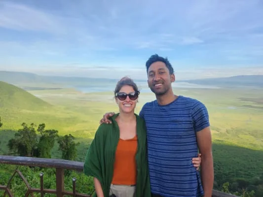 Sitter Profile Image: Alexandra & Ashwin 