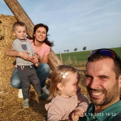 Sitter Profile Image: Jakub & Zuzana 
