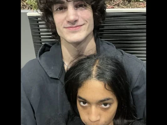 Sitter Profile Image: Jared & Qualyse 