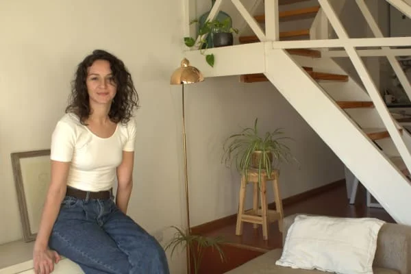Sitter Profile Image: Julieta 