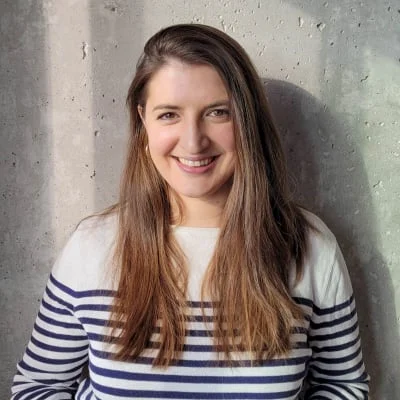 Sitter Profile Image: Tania J 
