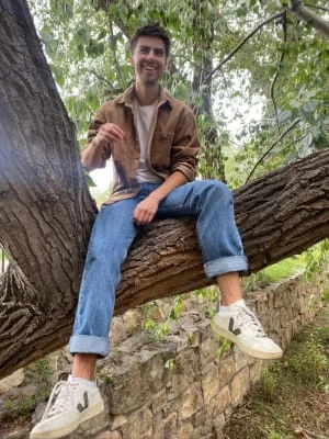 Sitter Profile Image: River 