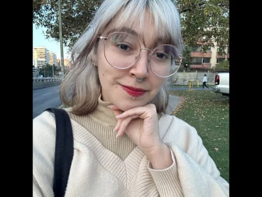 Sitter Profile Image: Maria Jose Fernanda 