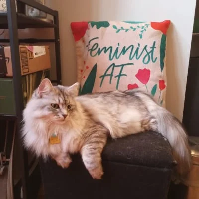 Sitter Profile Image: Luna 