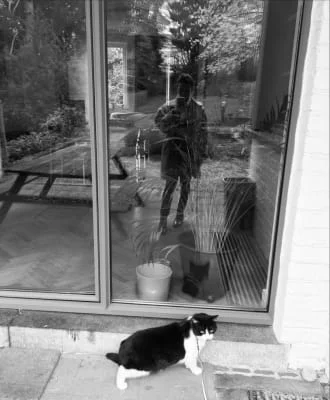 Sitter Profile Image: Virginie 