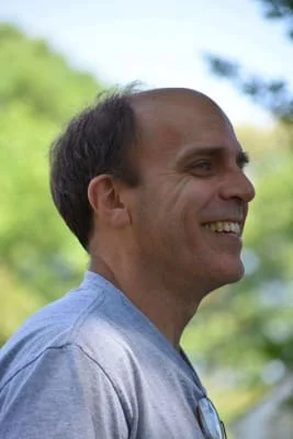 Sitter Profile Image: Larry 